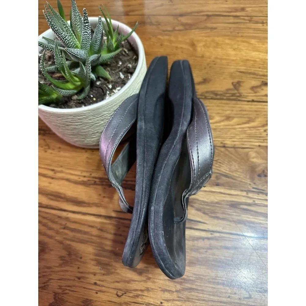 Olukai Size 6.5 M Silver Flip Flop Leather Men Shoes